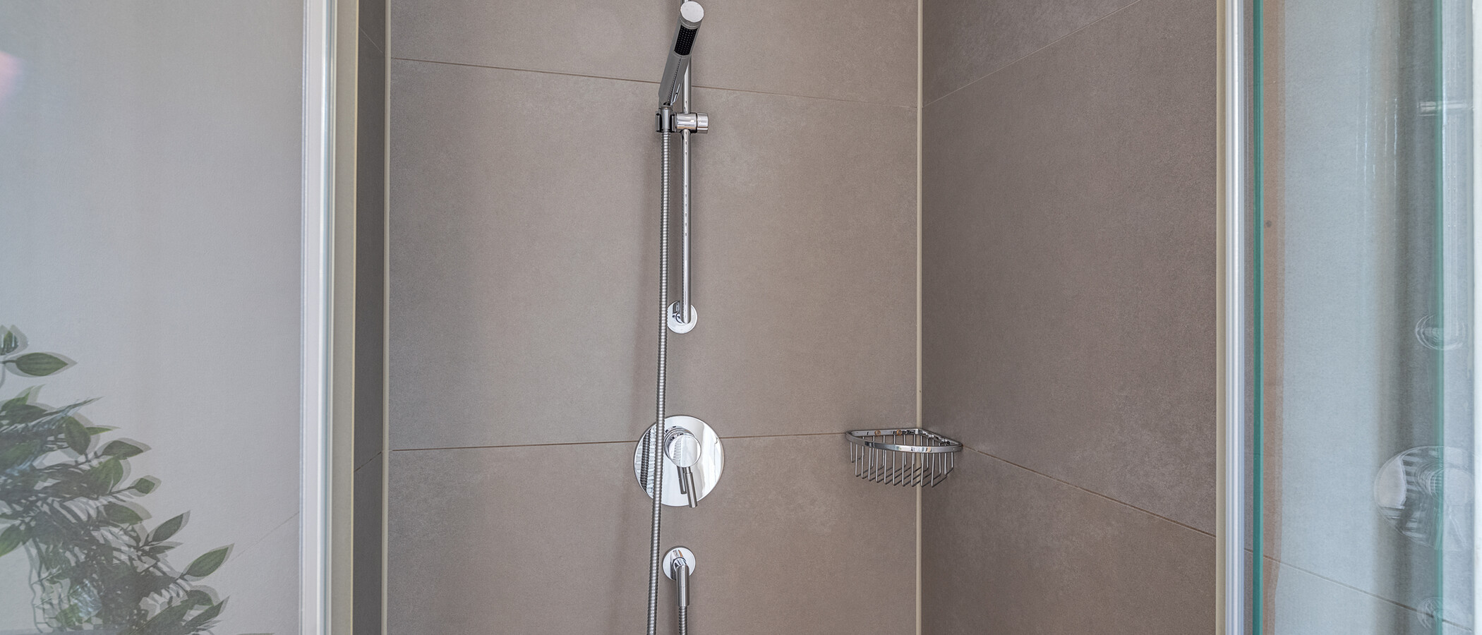 Wohnung München Maxvorstadt - Rund um den Josephsplatz 03 2. Badezimmer 4242