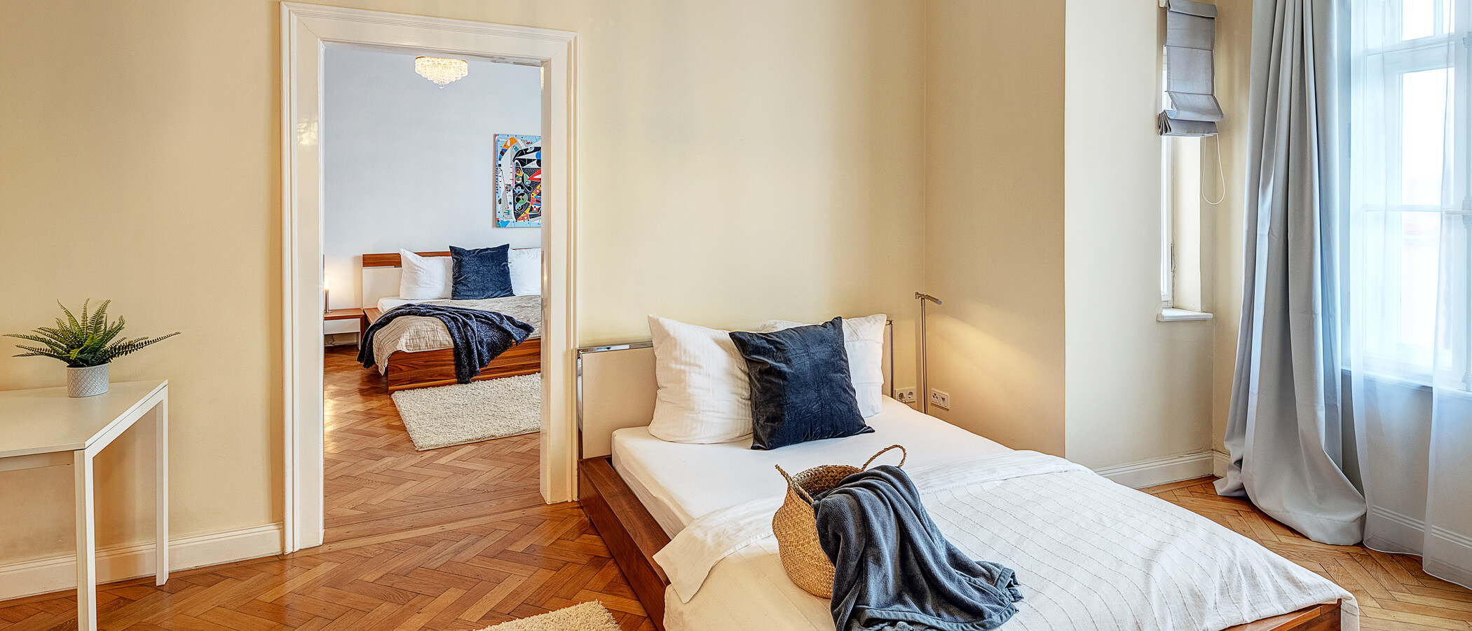 Wohnung München Maxvorstadt - Rund um den Josephsplatz 01 2. Schlafzimmer	 4242