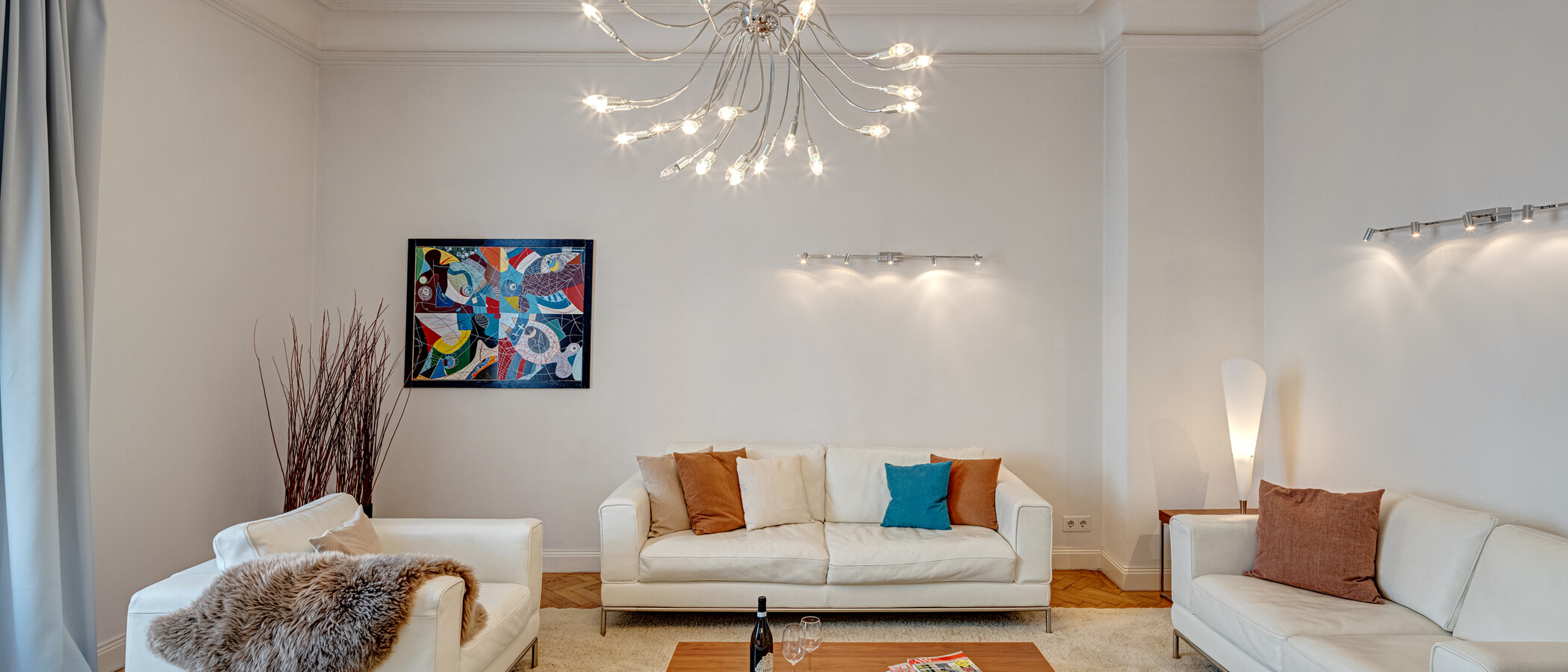 Wohnung München Maxvorstadt - Rund um den Josephsplatz 01 Wohnzimmer 4242
