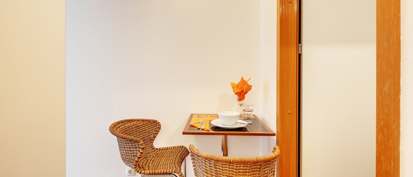 Apartment München Maxvorstadt - Museumsviertel 03 Wohnbereich 4250