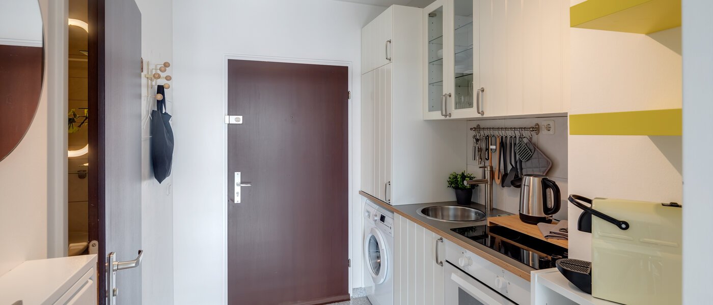 Wohnung München Arabellapark 01 Flur/Gang 4263