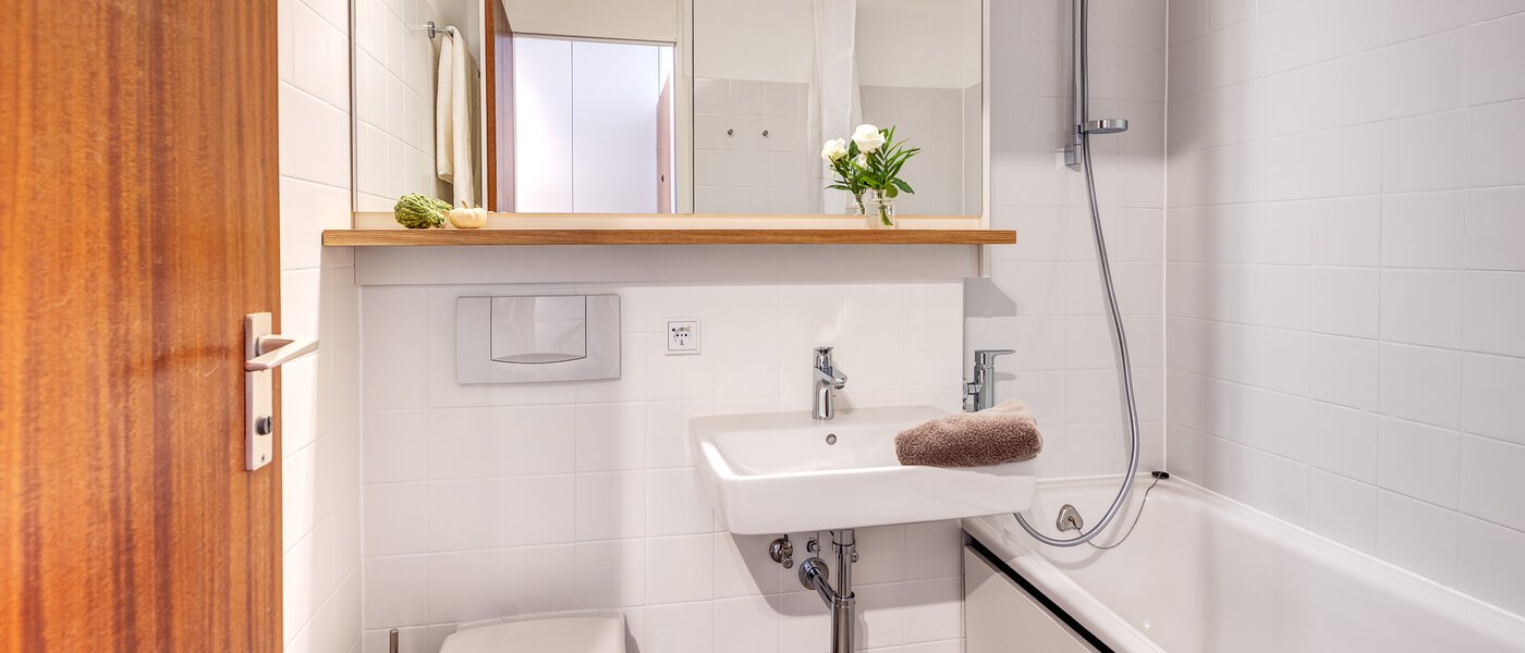 Apartment München Schwabing-West 01 Badezimmer 4272