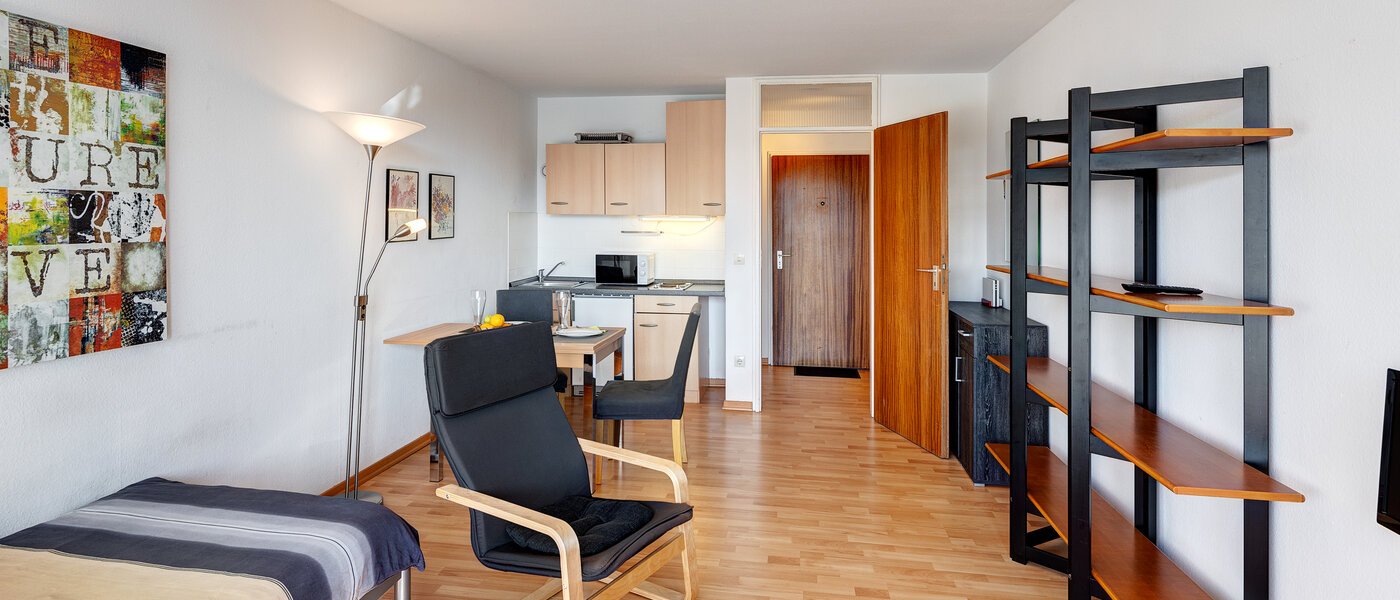 Apartment München Schwabing-West 03 Wohnbereich 4272