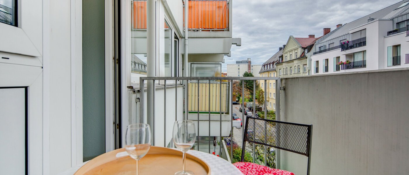 Wohnung München Neuhausen 01 Balkon 4307