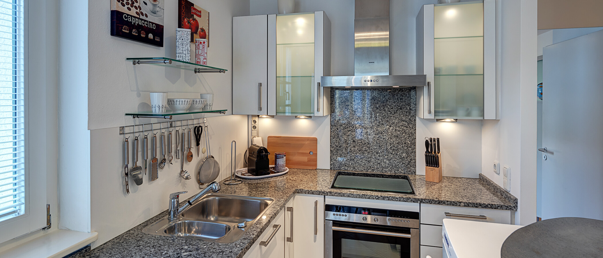Wohnung München Schwabing (rechts der Leopoldstraße) 02 Küche 4338