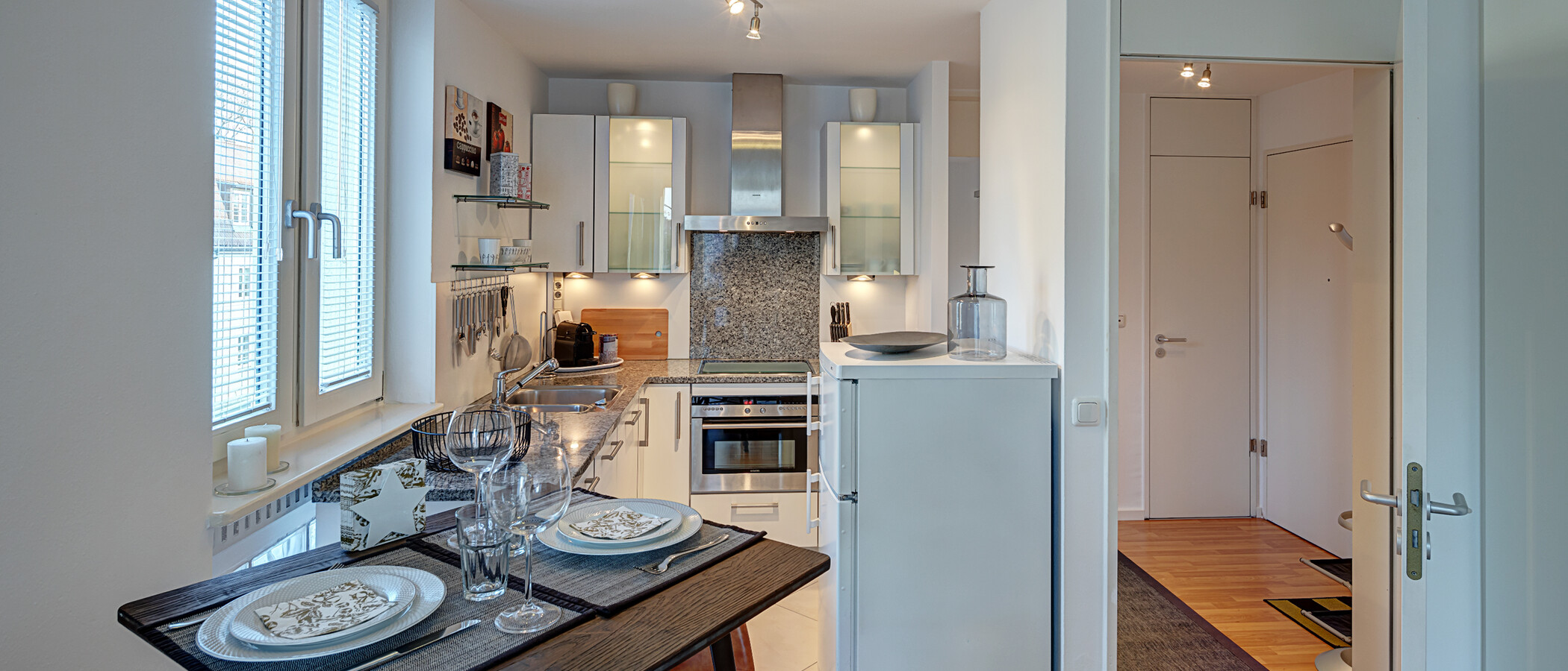 Wohnung München Schwabing (rechts der Leopoldstraße) 03 Küche 4338