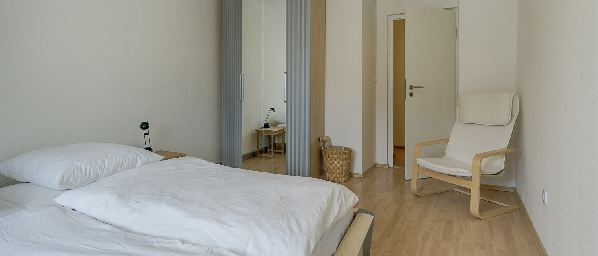 Dachgeschosswohnung München Schwabing (links der Leopoldstraße) 03 Schlafen 4340