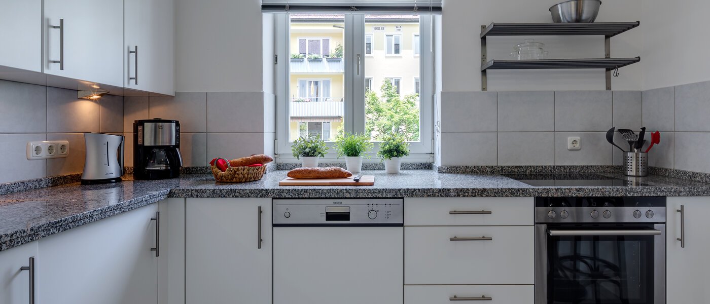 Wohnung München Maxvorstadt - Museumsviertel 02 Küche 4344