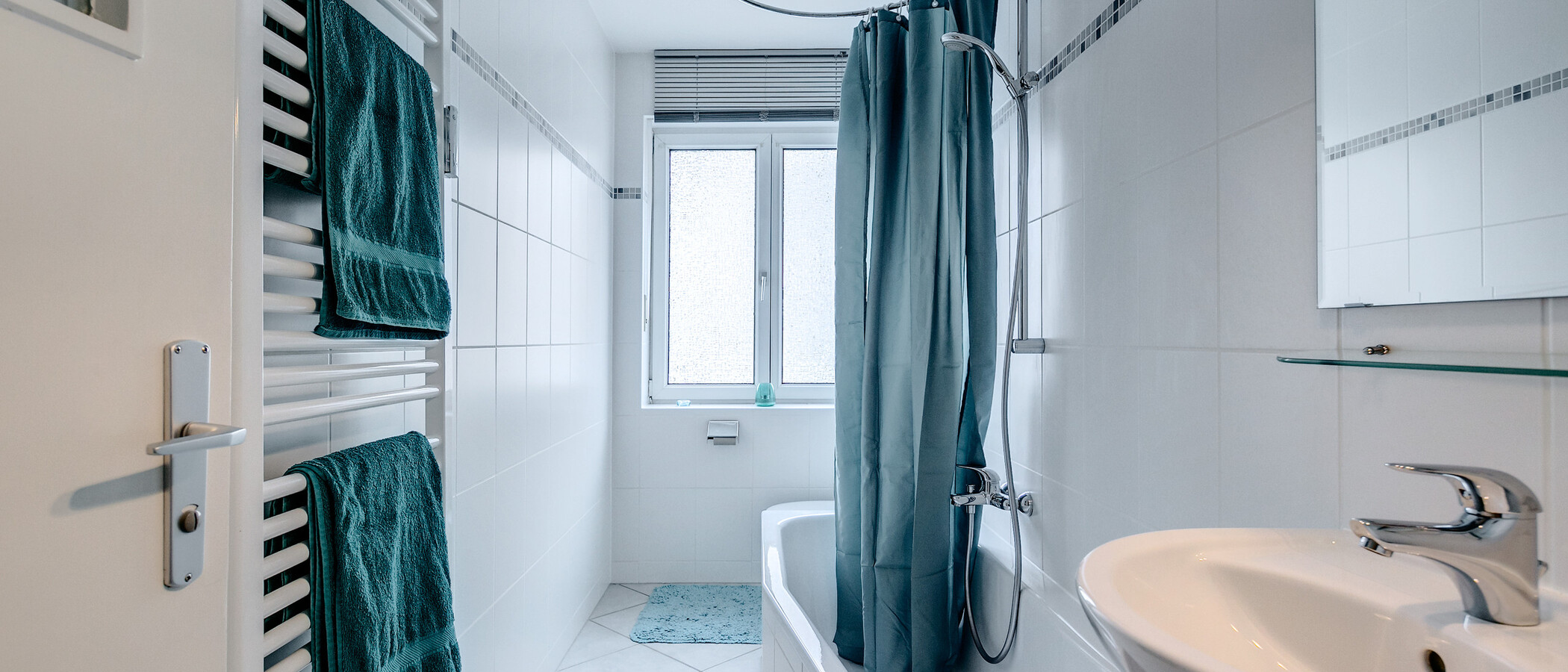 Wohnung München Schwabing-Georgenschwaige 01 Badezimmer 4416