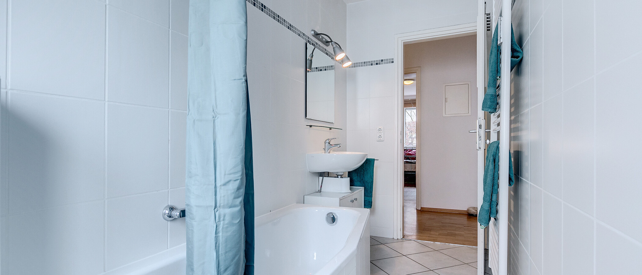 Wohnung München Schwabing-Georgenschwaige 02 Badezimmer 4416