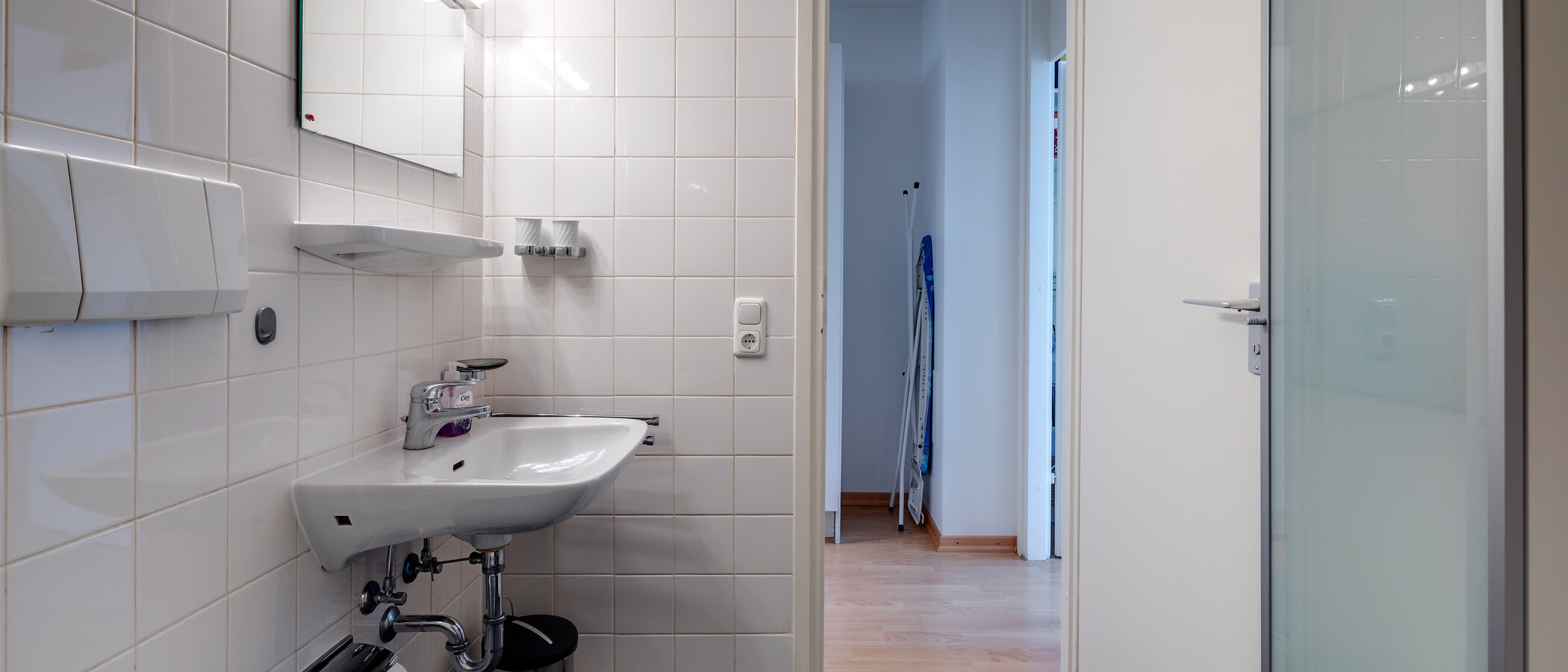 Wohnung München Schwabing-Nord (zw. Leopoldstraße & Englischen Garten) 02 Badezimmer 4452