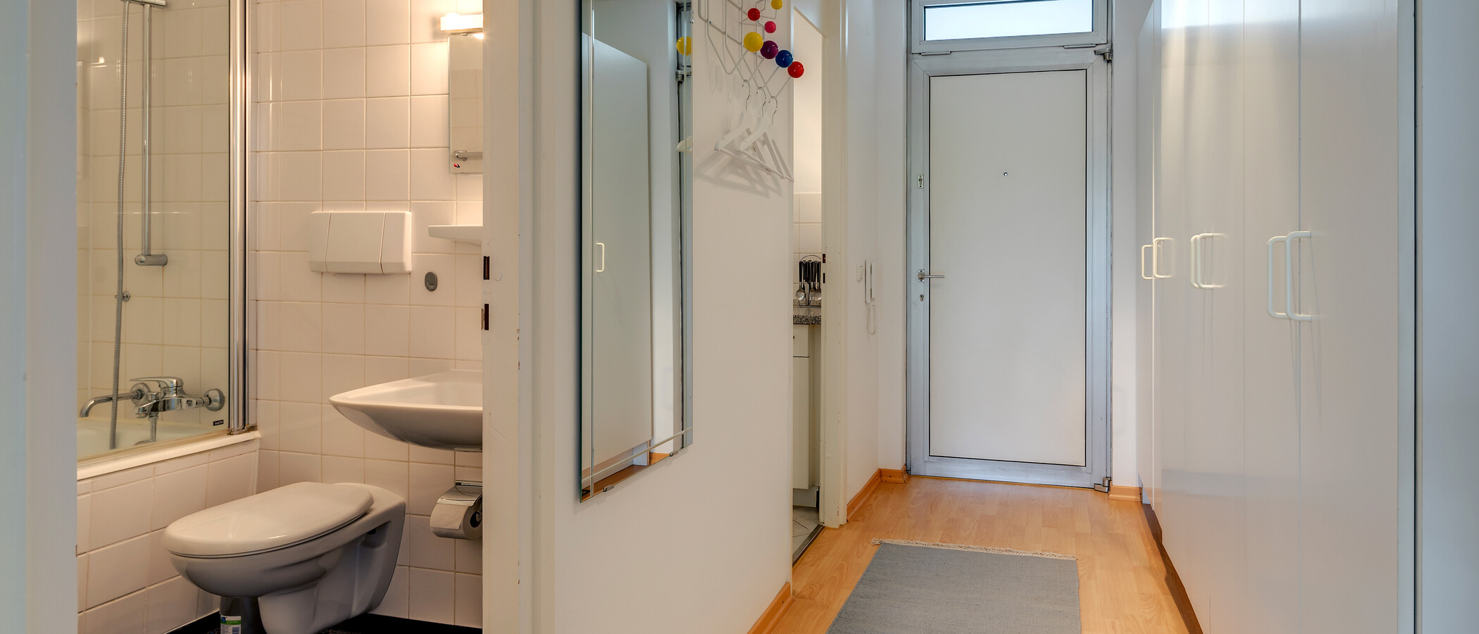 Wohnung München Schwabing-Nord (zw. Leopoldstraße & Englischen Garten) 02 Flur/Gang 4452