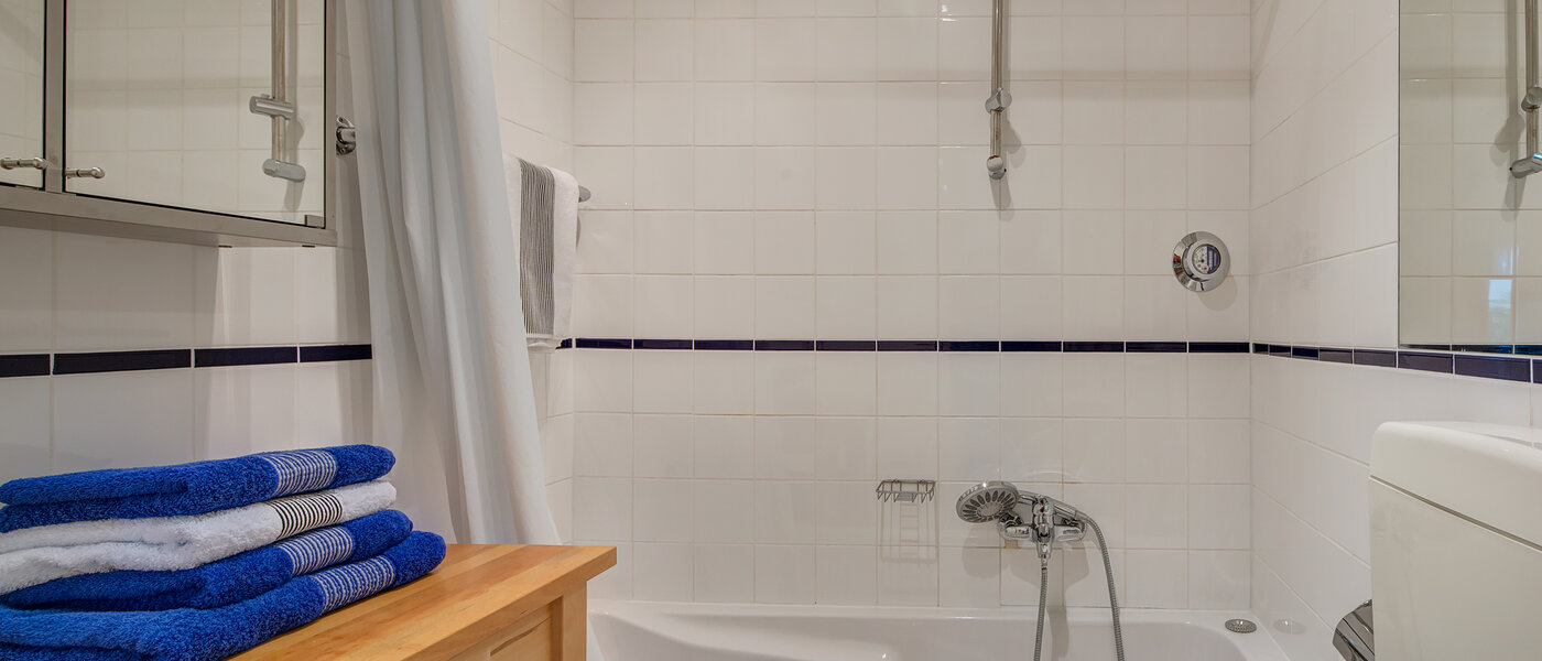Wohnung München Schwabing-West (rund um den Hohenzollernplatz) 01 Badezimmer 4507