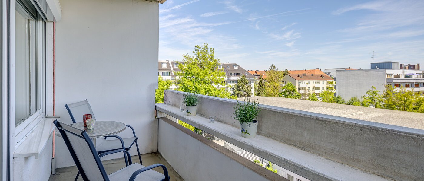 Wohnung München Milbertshofen 01 Balkon 4628