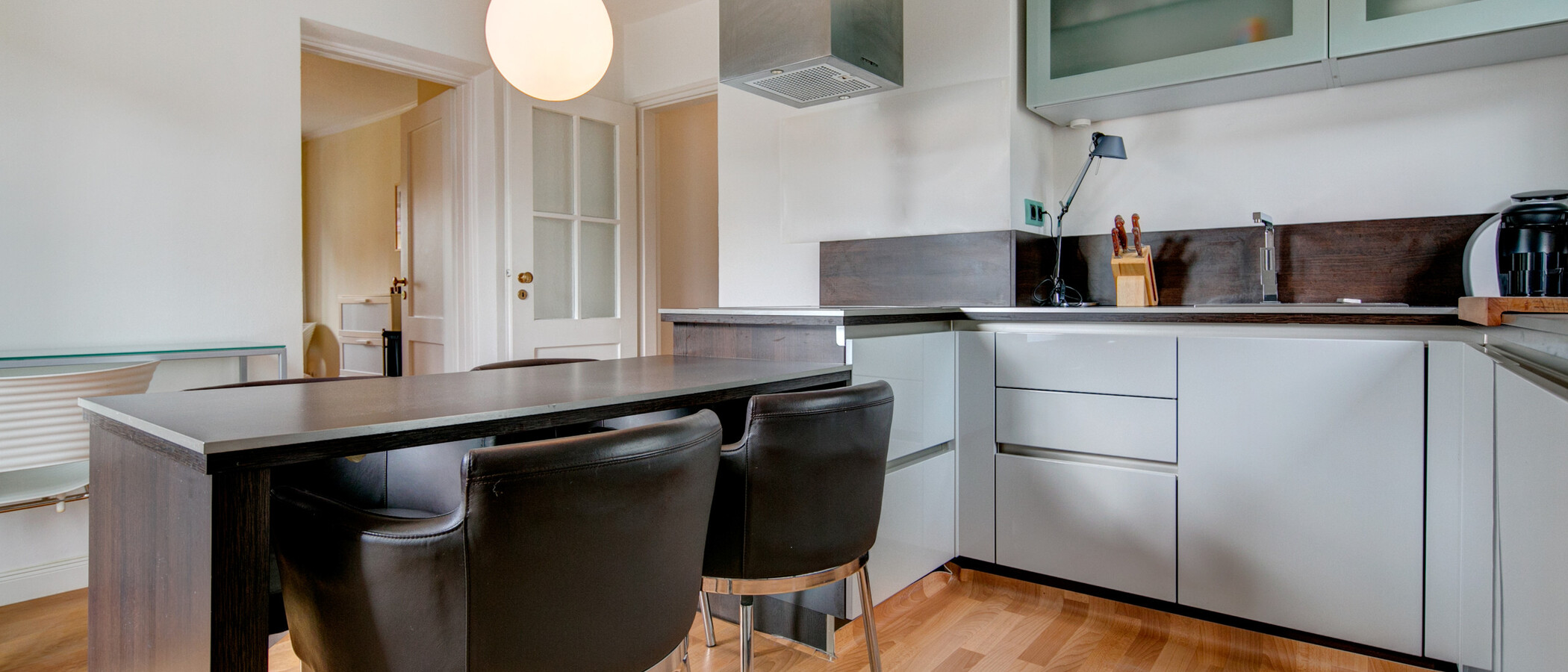 Wohnung München Schwabing (links der Leopoldstraße) 02 Küche 4673