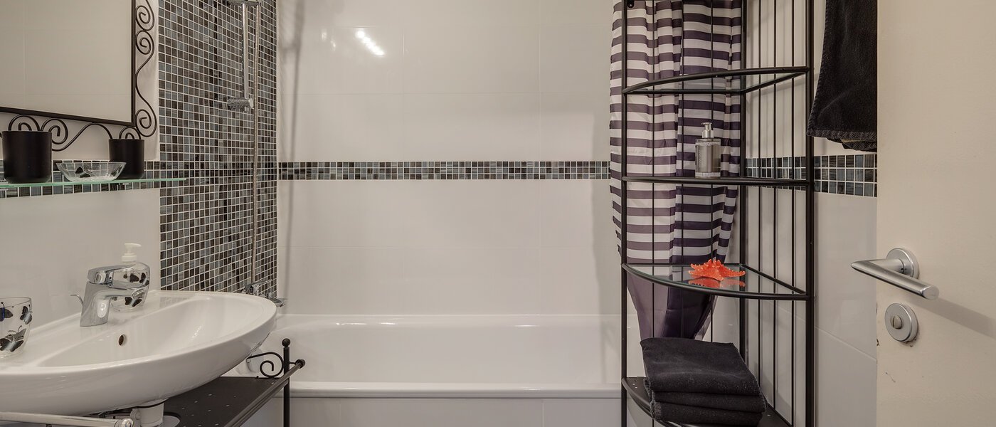 Wohnung München Schwabing (rechts der Leopoldstraße) 02 Badezimmer 4730