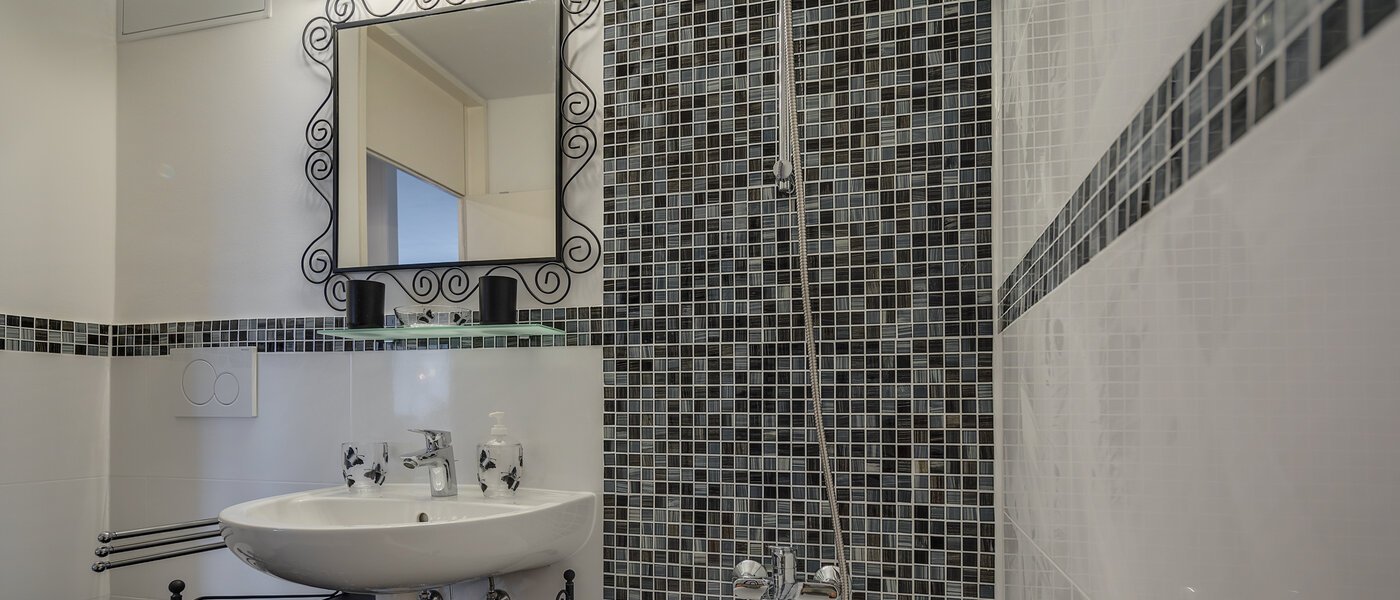 Wohnung München Schwabing (rechts der Leopoldstraße) 03 Badezimmer 4730