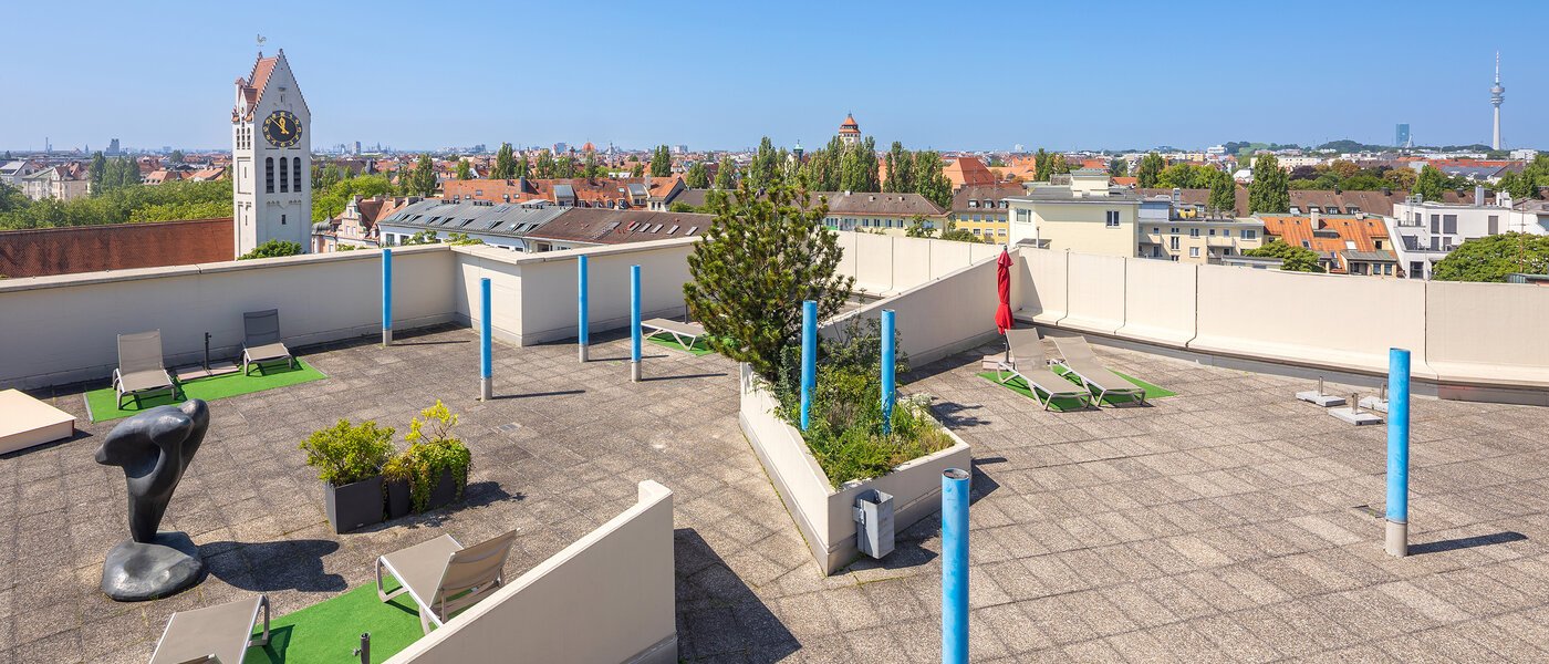 Wohnung München Schwabing (rechts der Leopoldstraße) 01 Gemeinschaftsterrasse  4730