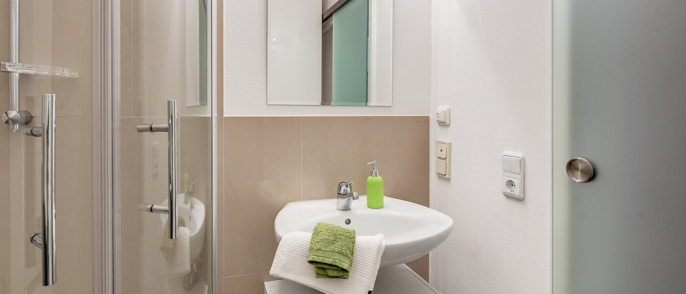 Wohnung München Maxvorstadt - Museumsviertel 01 Badezimmer 4921