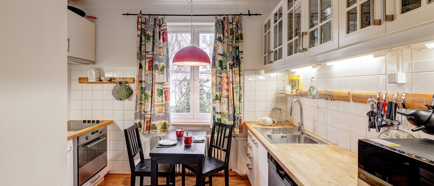 Wohnung München Schwabing (rechts der Leopoldstraße) 01 Küche 4984