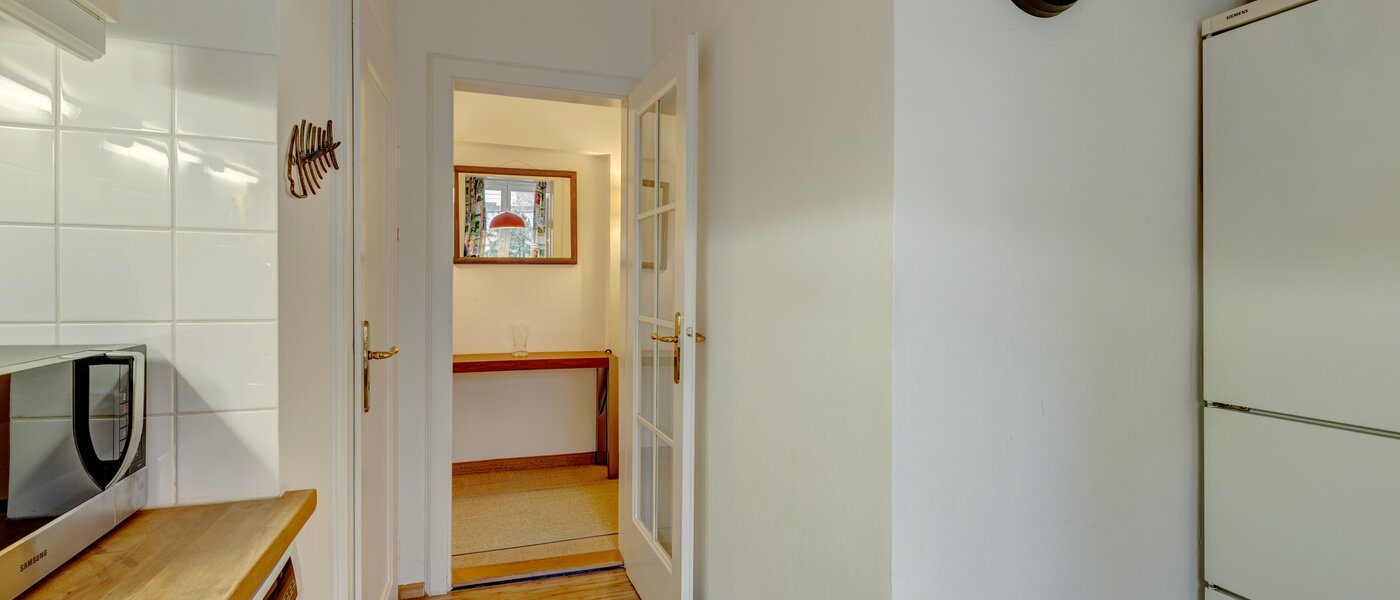 Wohnung München Schwabing (rechts der Leopoldstraße) 04 Küche 4984