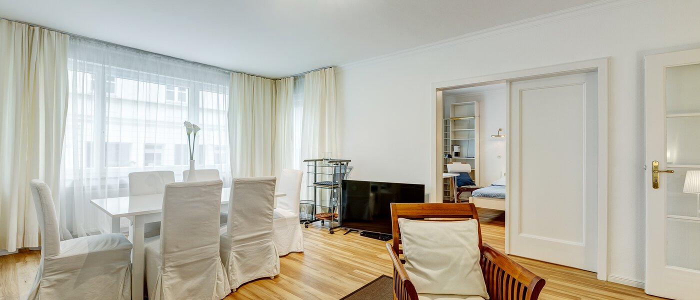 Wohnung München Schwabing (rechts der Leopoldstraße) 04 Wohnbereich 4984