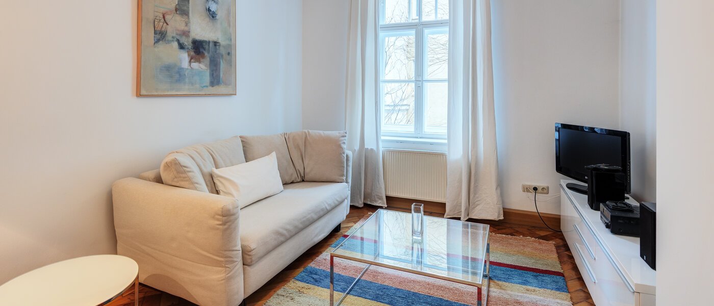 Wohnung München Neuhausen 02 Wohnzimmer 5003