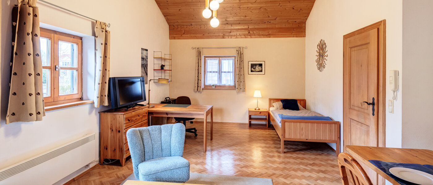 Apartment Pullach im Isartal 03 Wohnbereich 503