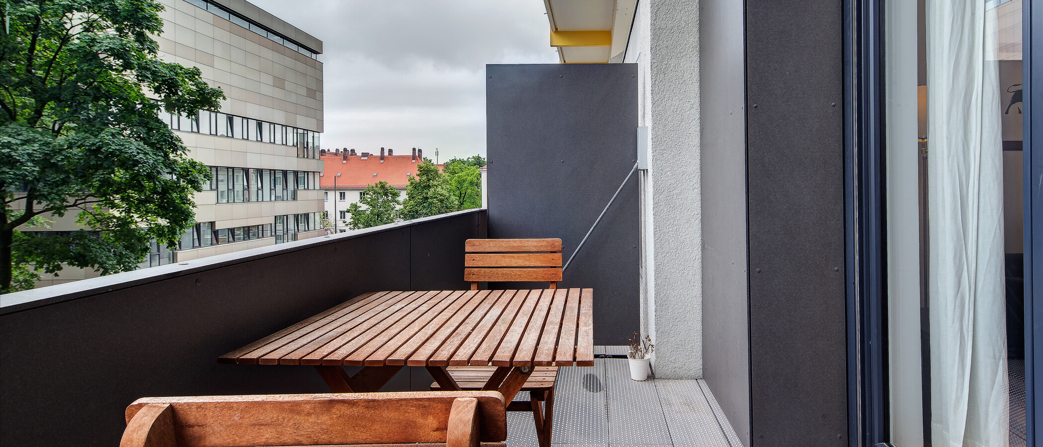 Wohnung München Schwabing (rechts der Leopoldstraße) 03 Balkon 5170