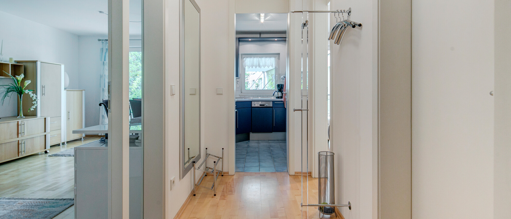 Wohnung München Glockenbachviertel 01 Flur/Gang 523