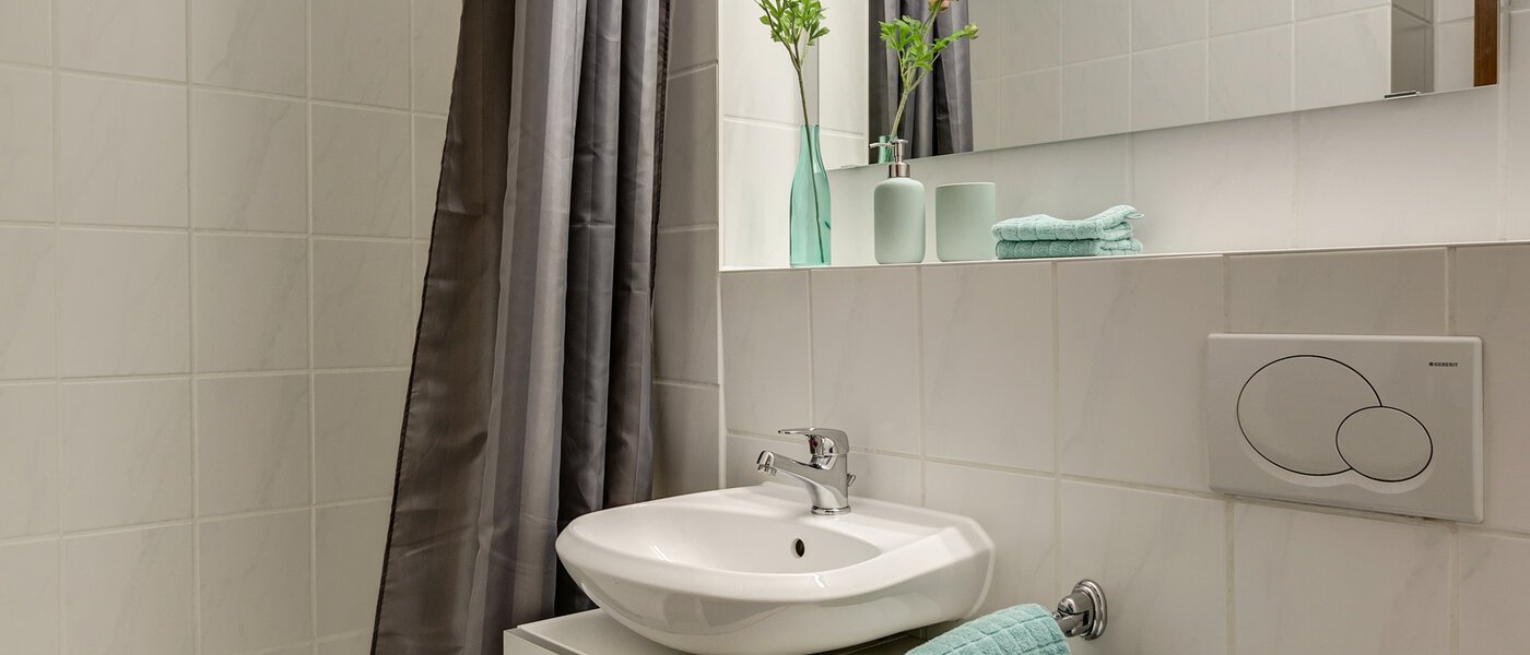 Apartment München Neuhausen 02 Badezimmer 5264