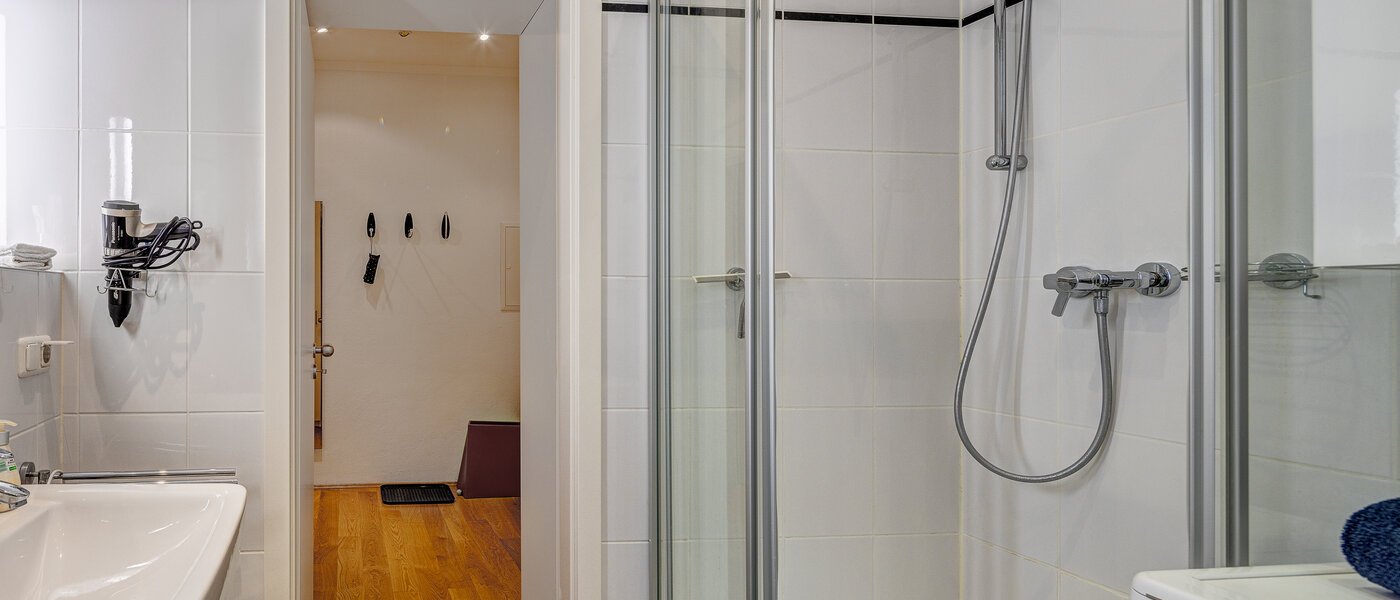 Wohnung München Giesing 03 Badezimmer 5270