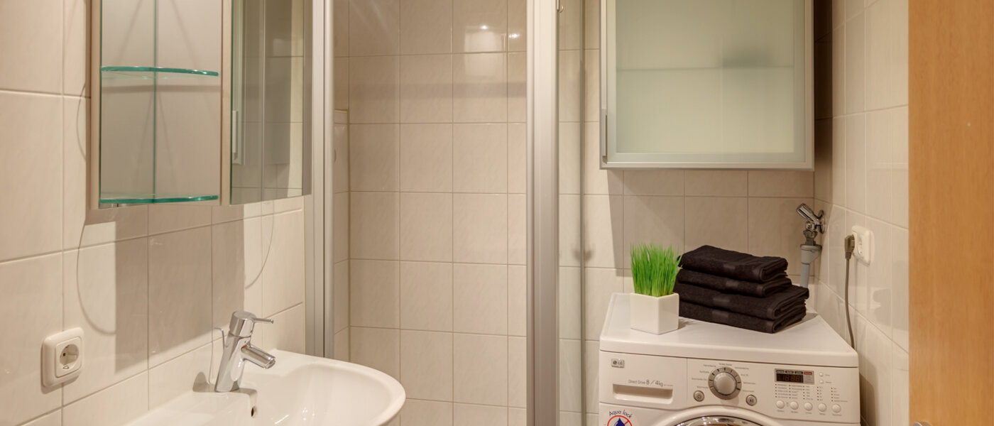 Gartenwohnung München Fasanerie 02 Badezimmer 5287