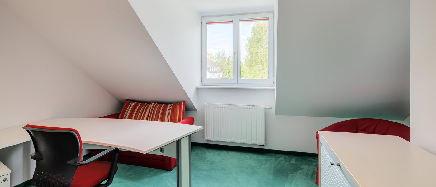 Reihenhaus München Westpark 01 Arbeitszimmer 5296