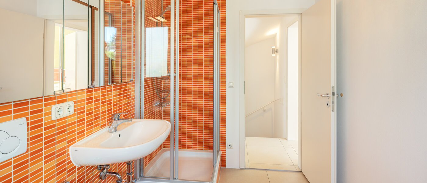 Reihenhaus München Westpark 03 1. Badezimmer 5296