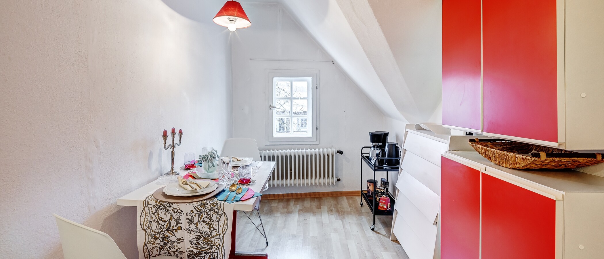Dachgeschosswohnung München Solln 01 Küche 5327