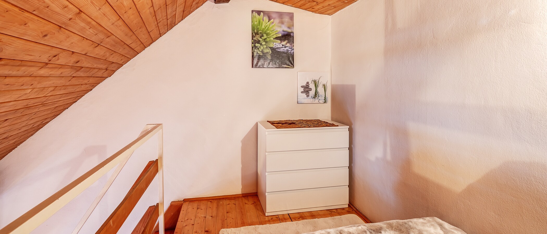 Dachgeschosswohnung München Solln 03 Schlafbereich 5327