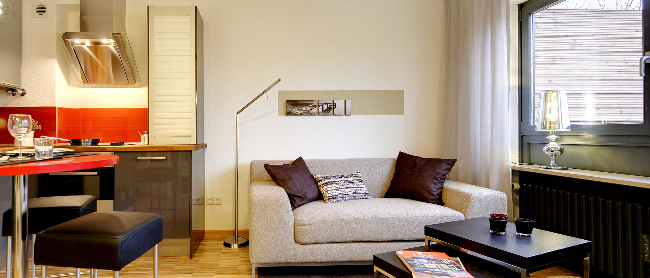 Apartment München Isarvorstadt 01 Wohnbereich 5346