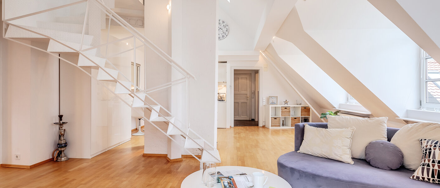 Galeriewohnung München Westend 01 Wohnbereich 5354