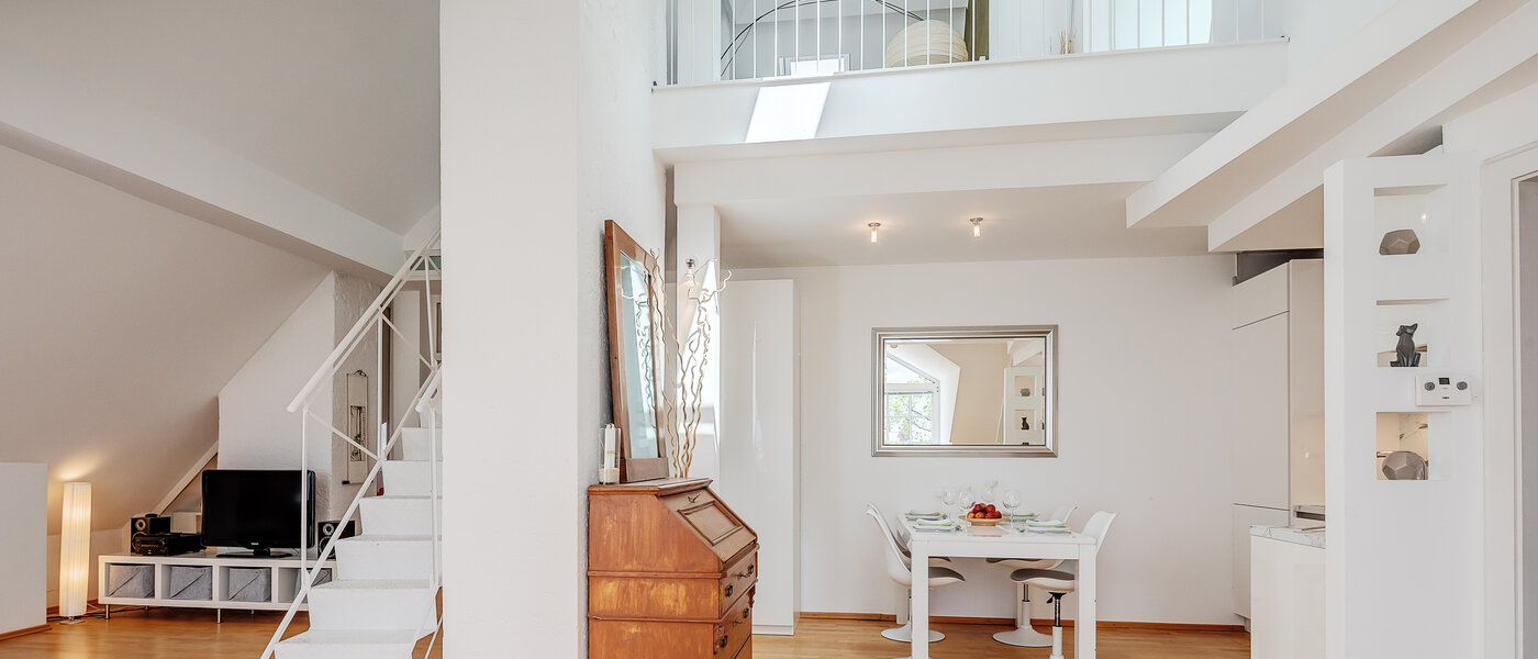 Galeriewohnung München Westend 04 Wohnbereich 5354