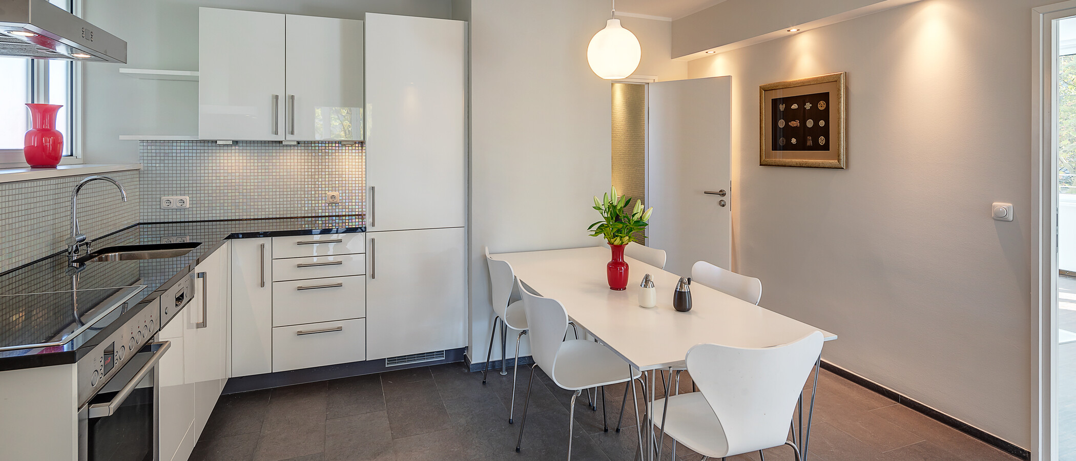 Wohnung München Schwabing (links der Leopoldstraße) 01 Küche 5407