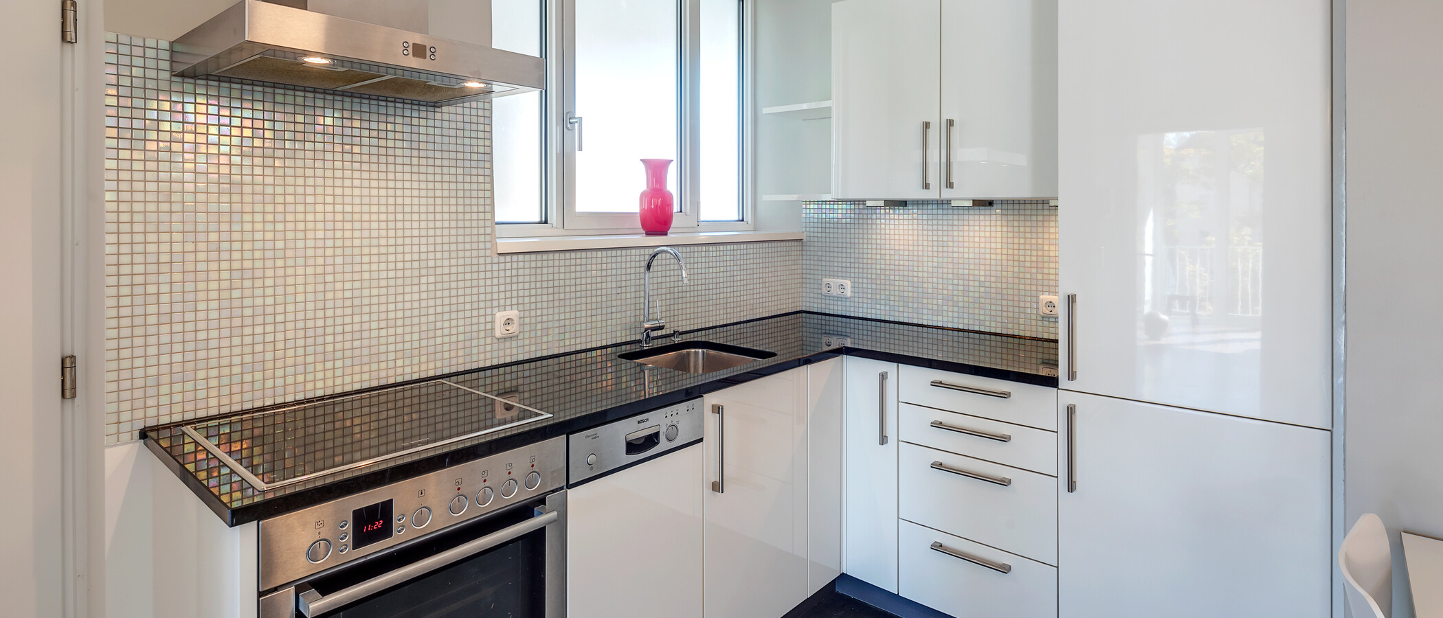 Wohnung München Schwabing (links der Leopoldstraße) 02 Küche 5407