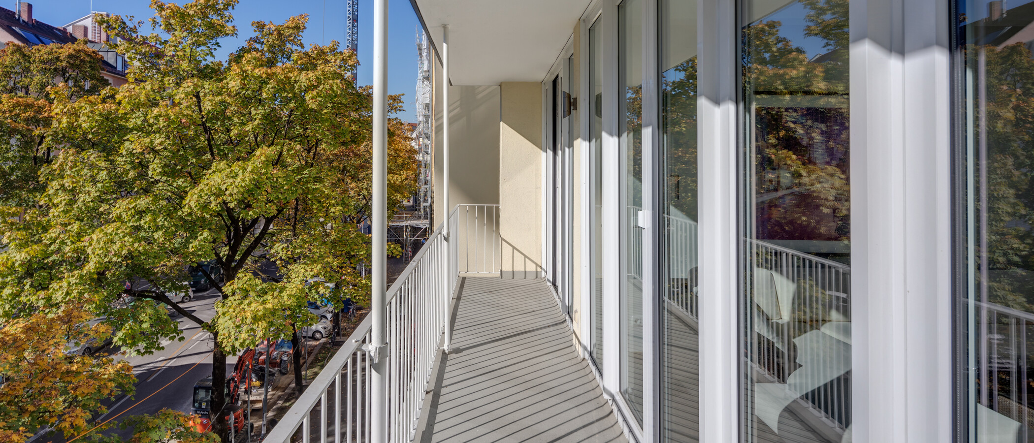 Wohnung München Schwabing (links der Leopoldstraße) 02 Balkon 5407