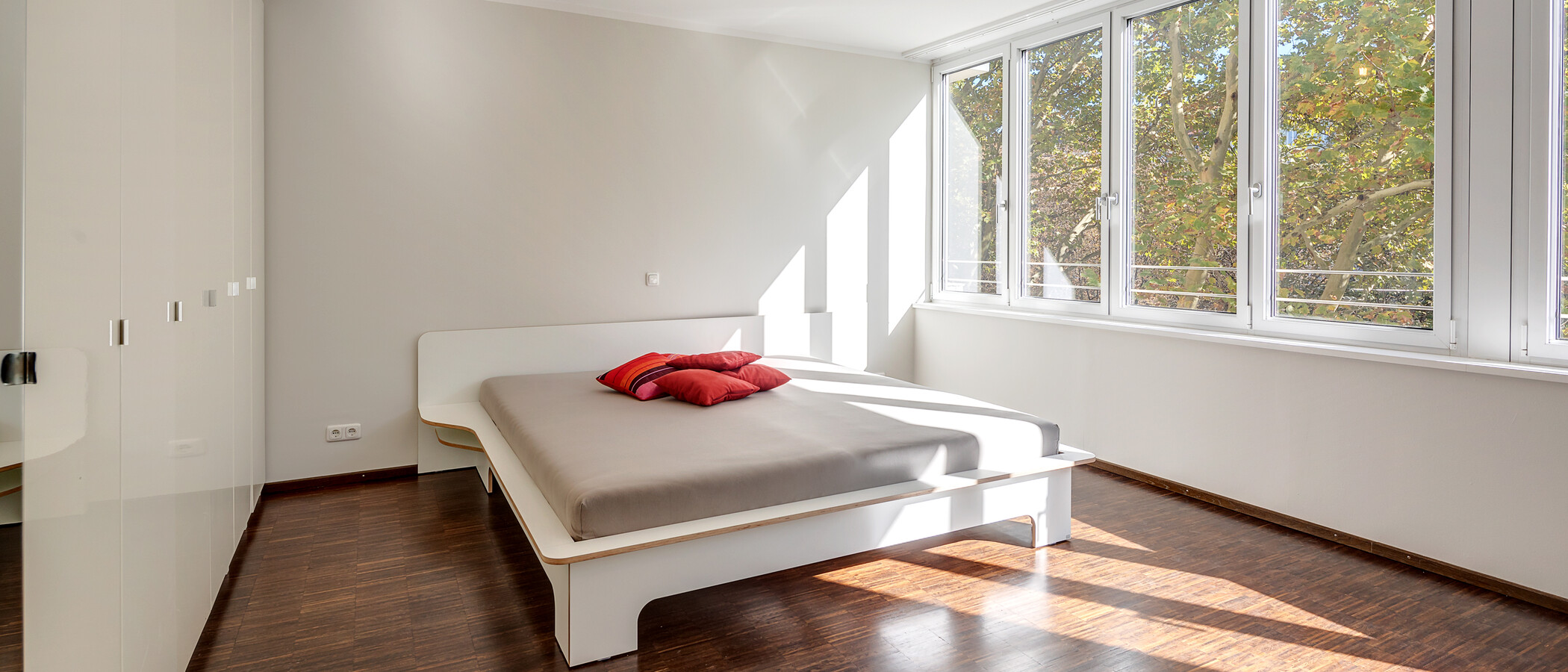 Wohnung München Schwabing (links der Leopoldstraße) 01 Schlafzimmer 5407