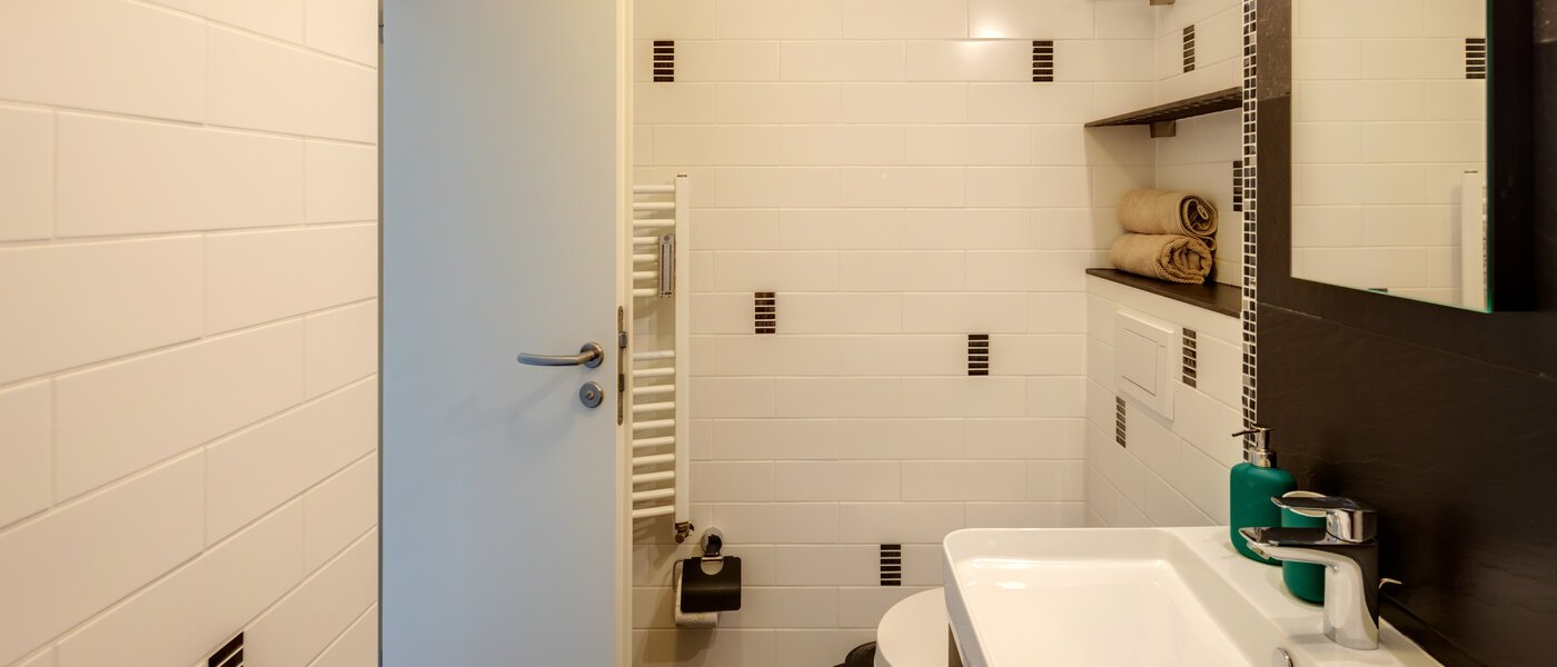 Wohnung München Milbertshofen 04 Badezimmer 5411