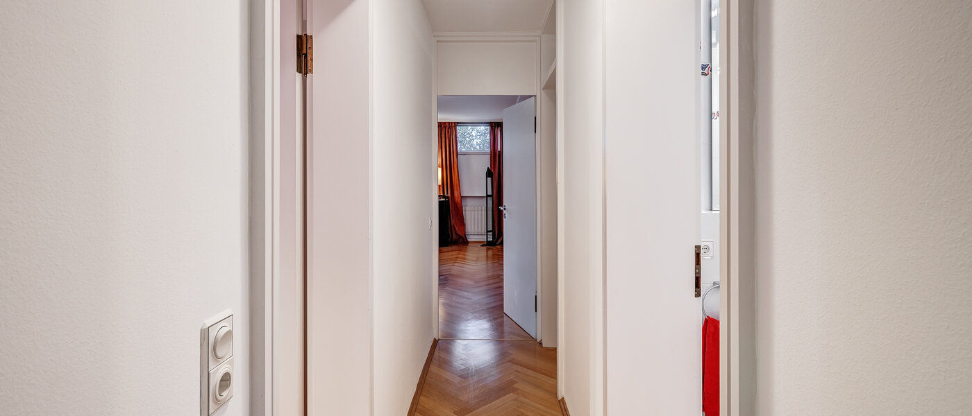 Einfamilienhaus München Obermenzing 09 Flur/Gang 5436