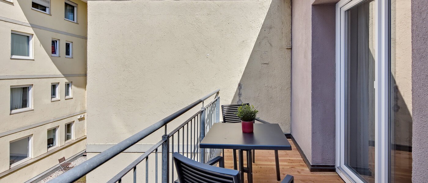 Wohnung München Schwabing 03 Balkon 5558