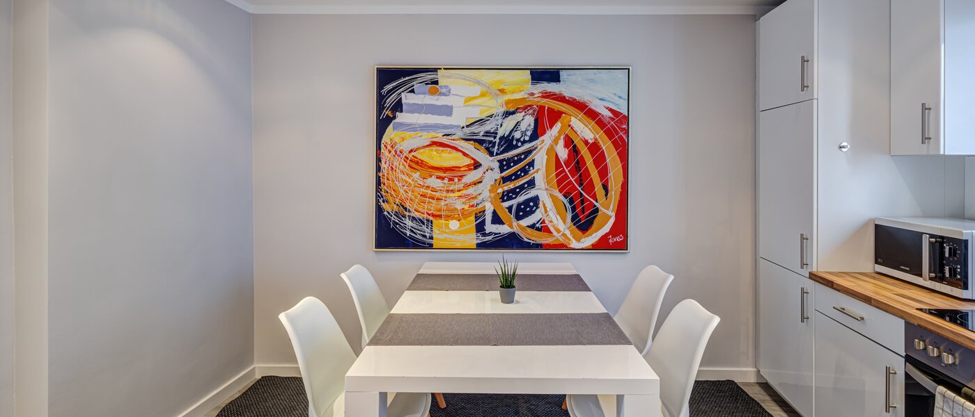 Wohnung München Schwabing-Nord (zw. Leopoldstraße & Englischen Garten) 03 Küche 5559