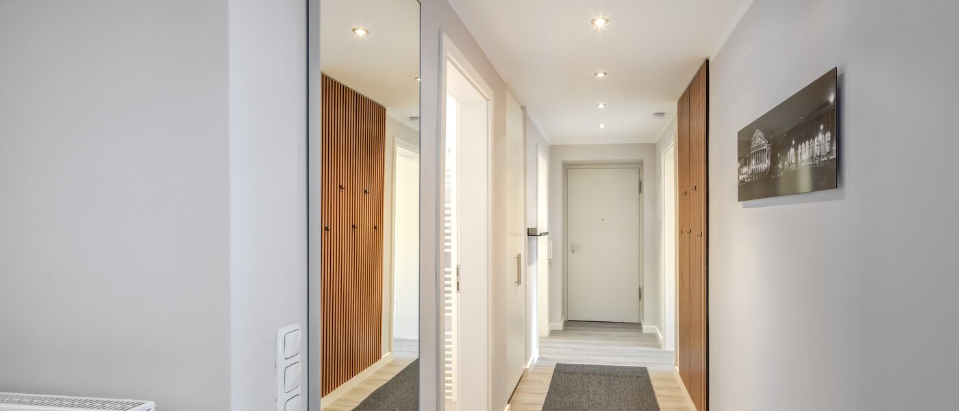 Wohnung München Schwabing-Nord (zw. Leopoldstraße & Englischen Garten) 01 Flur/Gang 5559