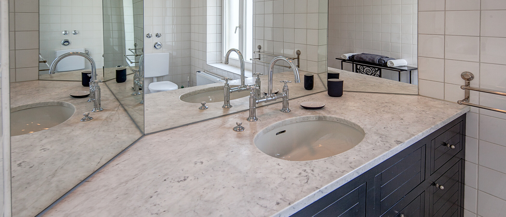 Wohnung München Schwabing (links der Leopoldstraße) 02 Badezimmer 556